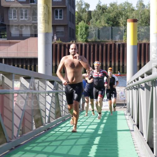 09.08.2026 - GEWOBA Citytriathlon Bremen Yannick Fuchs http://msf.ph/oto/9931939 09.08.2026 10:19:33 Schwimmen 305, 344, 353, 366, 382, 407, 430, 443, 456, 490, 517, 519, 520 meine-sportfotos.de