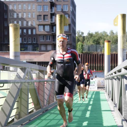 09.08.2026 - GEWOBA Citytriathlon Bremen Yannick Fuchs http://msf.ph/oto/9931942 09.08.2026 10:19:37 Schwimmen 305, 344, 353, 382, 407, 430, 443, 456, 490, 515, 517, 520 meine-sportfotos.de