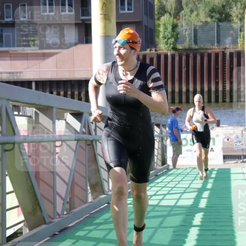 09.08.2026 - GEWOBA Citytriathlon Bremen Yannick Fuchs http://msf.ph/oto/9931965 09.08.2026 10:19:47 Schwimmen 344, 407, 430, 445, 456, 490, 497, 515, 517 meine-sportfotos.de