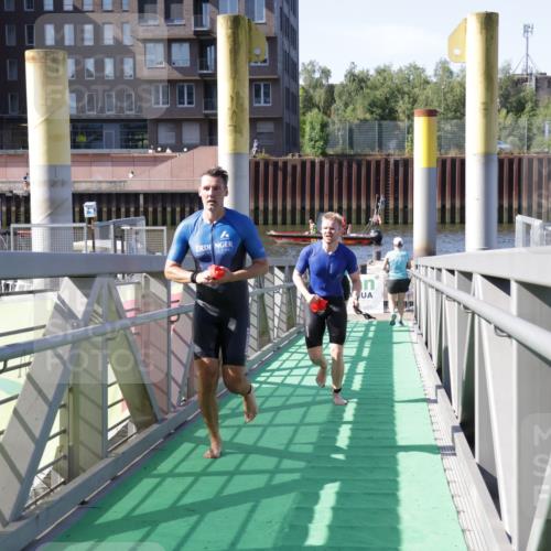 09.08.2026 - GEWOBA Citytriathlon Bremen Yannick Fuchs http://msf.ph/oto/9931996 09.08.2026 10:20:25 Schwimmen 292, 330, 385, 458, 489, 500 meine-sportfotos.de
