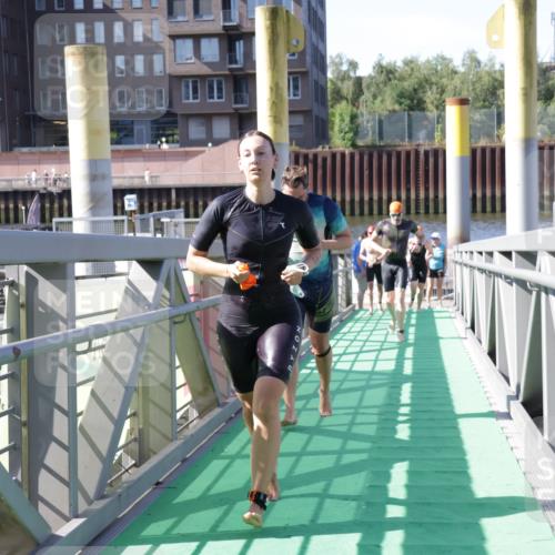 09.08.2026 - GEWOBA Citytriathlon Bremen Yannick Fuchs http://msf.ph/oto/9932009 09.08.2026 10:20:40 Schwimmen 292, 361, 367, 385, 405, 458, 474, 481, 526 meine-sportfotos.de