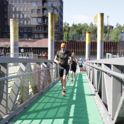 09.08.2026 - GEWOBA Citytriathlon Bremen Yannick Fuchs http://msf.ph/oto/9932013 09.08.2026 10:20:43 Schwimmen 361, 367, 405, 458, 474, 481, 526 meine-sportfotos.de
