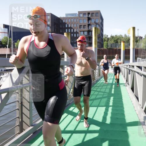 09.08.2026 - GEWOBA Citytriathlon Bremen Yannick Fuchs http://msf.ph/oto/9932019 09.08.2026 10:20:49 Schwimmen 361, 367, 405, 433, 466, 474, 481, 526 meine-sportfotos.de