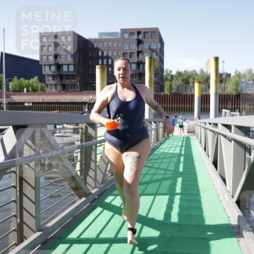 09.08.2026 - GEWOBA Citytriathlon Bremen Yannick Fuchs http://msf.ph/oto/9932026 09.08.2026 10:20:52 Schwimmen 361, 367, 405, 433, 466, 474, 481, 526 meine-sportfotos.de