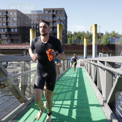 09.08.2026 - GEWOBA Citytriathlon Bremen Yannick Fuchs http://msf.ph/oto/9932063 09.08.2026 10:21:12 Schwimmen 446, 452, 453, 462, 472, 492, 522, 531 meine-sportfotos.de