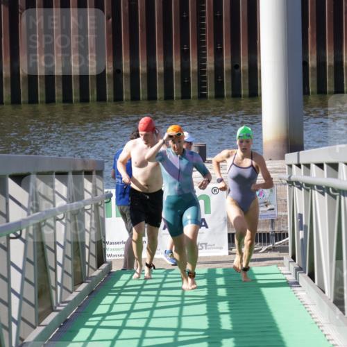 09.08.2026 - GEWOBA Citytriathlon Bremen Yannick Fuchs http://msf.ph/oto/9932076 09.08.2026 10:21:21 Schwimmen 331, 446, 457, 462, 472, 492 meine-sportfotos.de