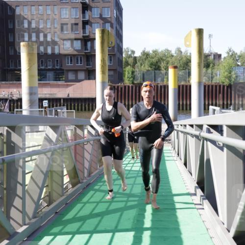 09.08.2026 - GEWOBA Citytriathlon Bremen Yannick Fuchs http://msf.ph/oto/9932112 09.08.2026 10:21:42 Schwimmen 231, 331, 410, 440, 484, 486, 503 meine-sportfotos.de