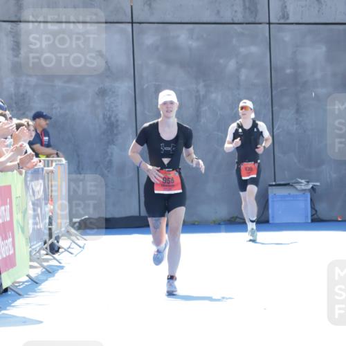 09.08.2026 - GEWOBA Citytriathlon Bremen Yannick Fuchs http://msf.ph/oto/9932113 09.08.2026 14:32:58 Ziel  meine-sportfotos.de