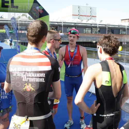 09.08.2026 - GEWOBA Citytriathlon Bremen Yannick Fuchs http://msf.ph/oto/9932114 09.08.2026 11:02:46 Ziel  meine-sportfotos.de