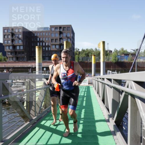 09.08.2026 - GEWOBA Citytriathlon Bremen Yannick Fuchs http://msf.ph/oto/9932211 09.08.2026 10:22:11 Schwimmen 221, 419, 461, 477, 483, 487, 493, 495, 501, 508, 514 meine-sportfotos.de