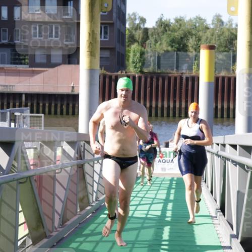 09.08.2026 - GEWOBA Citytriathlon Bremen Yannick Fuchs http://msf.ph/oto/9932222 09.08.2026 10:22:21 Schwimmen 7, 59, 125, 221, 419, 448, 460, 487, 493, 510 meine-sportfotos.de