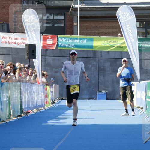 09.08.2026 - GEWOBA Citytriathlon Bremen Yannick Fuchs http://msf.ph/oto/9932260 09.08.2026 11:10:14 Ziel 351 meine-sportfotos.de