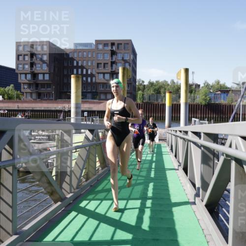 09.08.2026 - GEWOBA Citytriathlon Bremen Yannick Fuchs http://msf.ph/oto/9932264 09.08.2026 10:22:31 Schwimmen 1, 7, 25, 59, 125, 239, 448, 460, 476, 504, 510 meine-sportfotos.de