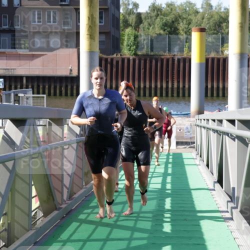09.08.2026 - GEWOBA Citytriathlon Bremen Yannick Fuchs http://msf.ph/oto/9932333 09.08.2026 10:22:55 Schwimmen 39, 83, 413, 455, 471, 473, 480, 494, 513 meine-sportfotos.de