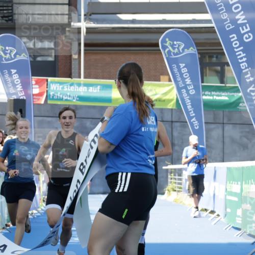09.08.2026 - GEWOBA Citytriathlon Bremen Yannick Fuchs http://msf.ph/oto/9932345 09.08.2026 11:13:08 Ziel 231, 378 meine-sportfotos.de