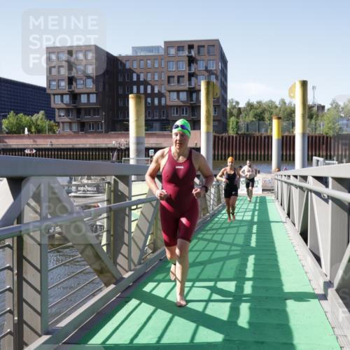 09.08.2026 - GEWOBA Citytriathlon Bremen Yannick Fuchs http://msf.ph/oto/9932358 09.08.2026 10:23:03 Schwimmen 63, 83, 455, 471, 473, 480, 513, 527 meine-sportfotos.de