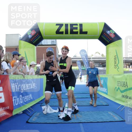 09.08.2026 - GEWOBA Citytriathlon Bremen Yannick Fuchs http://msf.ph/oto/9932360 09.08.2026 11:13:12 Ziel 231, 360, 378 meine-sportfotos.de