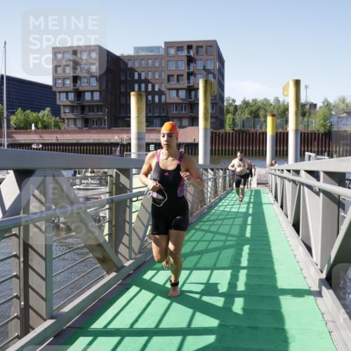 09.08.2026 - GEWOBA Citytriathlon Bremen Yannick Fuchs http://msf.ph/oto/9932361 09.08.2026 10:23:05 Schwimmen 63, 455, 471, 473, 480, 509, 513, 527 meine-sportfotos.de