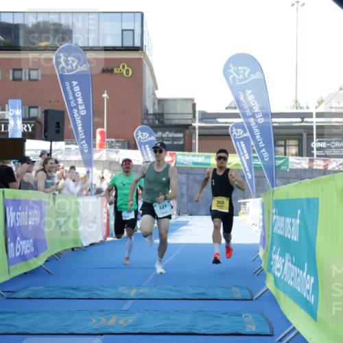 09.08.2026 - GEWOBA Citytriathlon Bremen Yannick Fuchs http://msf.ph/oto/9932390 09.08.2026 11:14:05 Ziel 221, 308 meine-sportfotos.de