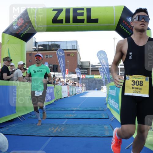 09.08.2026 - GEWOBA Citytriathlon Bremen Yannick Fuchs http://msf.ph/oto/9932408 09.08.2026 11:14:07 Ziel 221, 308 meine-sportfotos.de