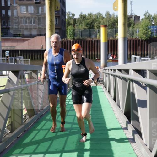 09.08.2026 - GEWOBA Citytriathlon Bremen Yannick Fuchs http://msf.ph/oto/9932410 09.08.2026 10:23:32 Schwimmen 243, 249, 420, 423, 436, 459, 530 meine-sportfotos.de