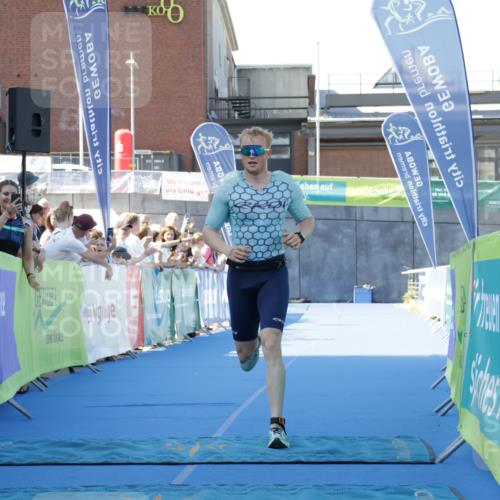 09.08.2026 - GEWOBA Citytriathlon Bremen Yannick Fuchs http://msf.ph/oto/9932429 09.08.2026 11:14:33 Ziel 314 meine-sportfotos.de