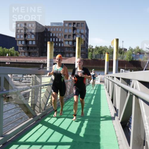 09.08.2026 - GEWOBA Citytriathlon Bremen Yannick Fuchs http://msf.ph/oto/9932459 09.08.2026 10:24:07 Schwimmen 131, 193, 215, 424, 425, 444, 451, 521 meine-sportfotos.de