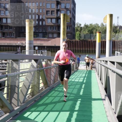 09.08.2026 - GEWOBA Citytriathlon Bremen Yannick Fuchs http://msf.ph/oto/9932472 09.08.2026 10:24:12 Schwimmen 131, 193, 215, 424, 425, 444, 521 meine-sportfotos.de