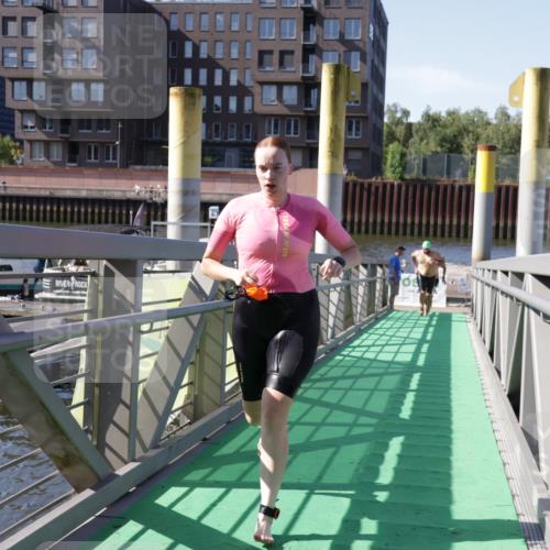 09.08.2026 - GEWOBA Citytriathlon Bremen Yannick Fuchs http://msf.ph/oto/9932476 09.08.2026 10:24:13 Schwimmen 131, 193, 215, 424, 425, 444, 521 meine-sportfotos.de