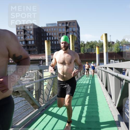 09.08.2026 - GEWOBA Citytriathlon Bremen Yannick Fuchs http://msf.ph/oto/9932494 09.08.2026 10:24:20 Schwimmen 103, 193, 195, 215, 217, 409, 424, 425, 435, 444 meine-sportfotos.de