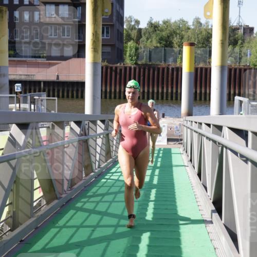 09.08.2026 - GEWOBA Citytriathlon Bremen Yannick Fuchs http://msf.ph/oto/9932515 09.08.2026 10:24:33 Schwimmen 47, 87, 103, 195, 209, 217, 409, 435 meine-sportfotos.de