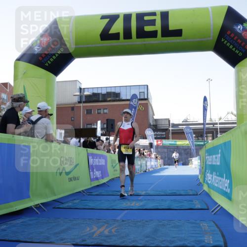 09.08.2026 - GEWOBA Citytriathlon Bremen Yannick Fuchs http://msf.ph/oto/9932520 09.08.2026 11:15:20 Ziel 416, 529 meine-sportfotos.de