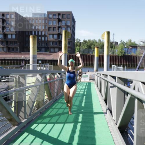 09.08.2026 - GEWOBA Citytriathlon Bremen Yannick Fuchs http://msf.ph/oto/9932526 09.08.2026 10:24:37 Schwimmen 47, 87, 103, 143, 209, 217, 409, 435 meine-sportfotos.de