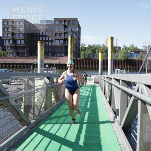 09.08.2026 - GEWOBA Citytriathlon Bremen Yannick Fuchs http://msf.ph/oto/9932528 09.08.2026 10:24:37 Schwimmen 47, 87, 103, 143, 209, 217, 409, 435 meine-sportfotos.de
