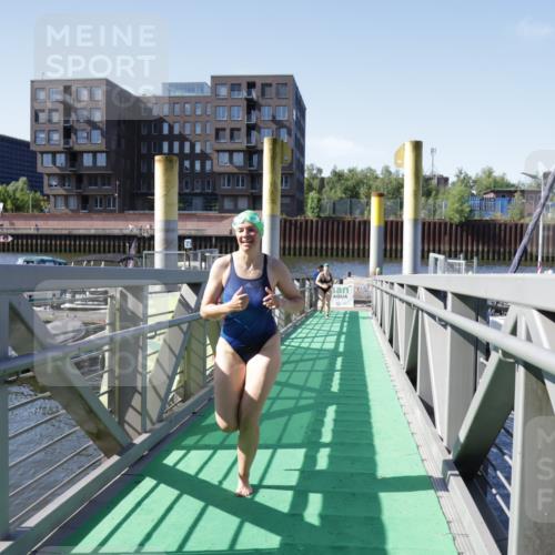 09.08.2026 - GEWOBA Citytriathlon Bremen Yannick Fuchs http://msf.ph/oto/9932530 09.08.2026 10:24:37 Schwimmen 47, 87, 103, 143, 209, 217, 409, 435 meine-sportfotos.de