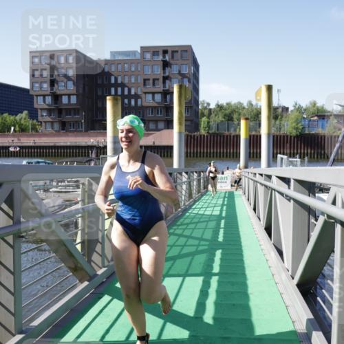 09.08.2026 - GEWOBA Citytriathlon Bremen Yannick Fuchs http://msf.ph/oto/9932531 09.08.2026 10:24:38 Schwimmen 47, 87, 103, 143, 209, 217, 409, 435 meine-sportfotos.de