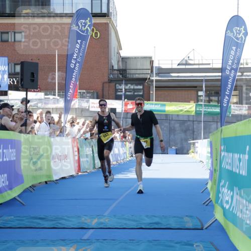 09.08.2026 - GEWOBA Citytriathlon Bremen Yannick Fuchs http://msf.ph/oto/9932574 09.08.2026 11:15:53 Ziel 322, 523 meine-sportfotos.de