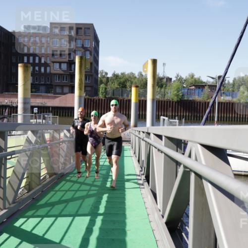 09.08.2026 - GEWOBA Citytriathlon Bremen Yannick Fuchs http://msf.ph/oto/9932576 09.08.2026 10:24:53 Schwimmen 17, 89, 99, 109, 119, 143, 177, 235, 434, 491, 512 meine-sportfotos.de