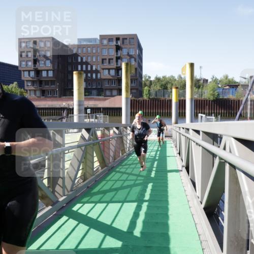 09.08.2026 - GEWOBA Citytriathlon Bremen Yannick Fuchs http://msf.ph/oto/9932587 09.08.2026 10:24:56 Schwimmen 17, 89, 99, 109, 119, 143, 175, 177, 235, 434, 491, 512 meine-sportfotos.de