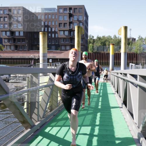 09.08.2026 - GEWOBA Citytriathlon Bremen Yannick Fuchs http://msf.ph/oto/9932590 09.08.2026 10:24:57 Schwimmen 3, 17, 89, 99, 109, 119, 143, 175, 177, 235, 434, 491, 512 meine-sportfotos.de