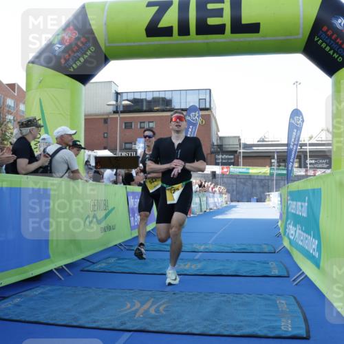 09.08.2026 - GEWOBA Citytriathlon Bremen Yannick Fuchs http://msf.ph/oto/9932591 09.08.2026 11:15:54 Ziel 322, 523 meine-sportfotos.de