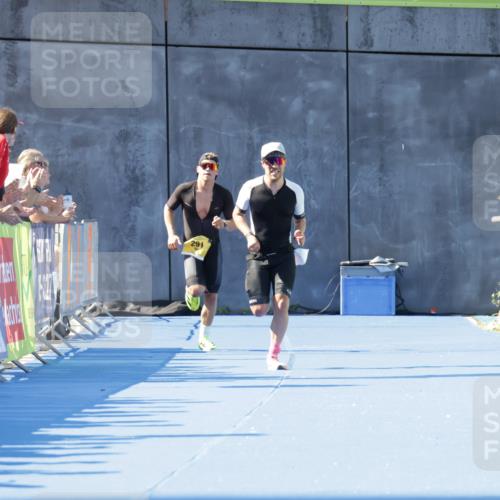 09.08.2026 - GEWOBA Citytriathlon Bremen Yannick Fuchs http://msf.ph/oto/9932605 09.08.2026 11:16:13 Ziel 348 meine-sportfotos.de