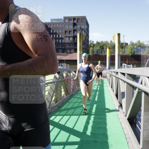 09.08.2026 - GEWOBA Citytriathlon Bremen Yannick Fuchs http://msf.ph/oto/9932606 09.08.2026 10:25:01 Schwimmen 3, 17, 37, 89, 99, 109, 119, 123, 175, 177, 235, 434, 491, 512 meine-sportfotos.de