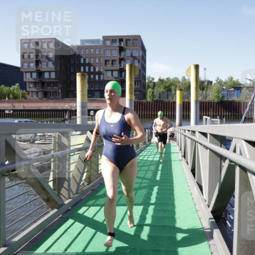 09.08.2026 - GEWOBA Citytriathlon Bremen Yannick Fuchs http://msf.ph/oto/9932608 09.08.2026 10:25:01 Schwimmen 3, 17, 37, 89, 99, 109, 119, 123, 175, 177, 235, 434, 491, 512 meine-sportfotos.de