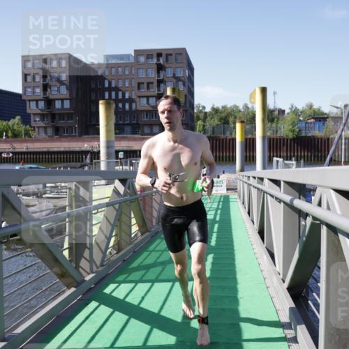 09.08.2026 - GEWOBA Citytriathlon Bremen Yannick Fuchs http://msf.ph/oto/9932621 09.08.2026 10:25:07 Schwimmen 3, 37, 89, 99, 107, 119, 123, 175, 434, 491 meine-sportfotos.de