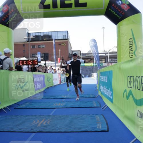 09.08.2026 - GEWOBA Citytriathlon Bremen Yannick Fuchs http://msf.ph/oto/9932626 09.08.2026 11:16:19 Ziel 291, 348 meine-sportfotos.de