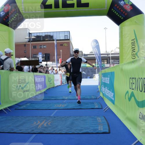09.08.2026 - GEWOBA Citytriathlon Bremen Yannick Fuchs http://msf.ph/oto/9932628 09.08.2026 11:16:19 Ziel 291, 348 meine-sportfotos.de