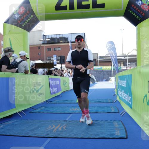 09.08.2026 - GEWOBA Citytriathlon Bremen Yannick Fuchs http://msf.ph/oto/9932633 09.08.2026 11:16:20 Ziel 291, 348 meine-sportfotos.de