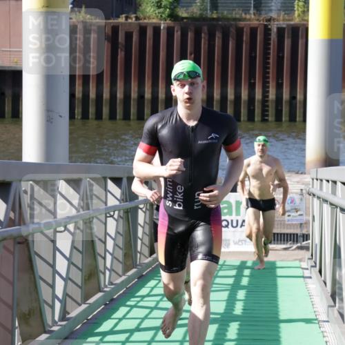 09.08.2026 - GEWOBA Citytriathlon Bremen Yannick Fuchs http://msf.ph/oto/9932640 09.08.2026 10:25:14 Schwimmen 3, 37, 41, 107, 123, 137, 163, 175, 431 meine-sportfotos.de