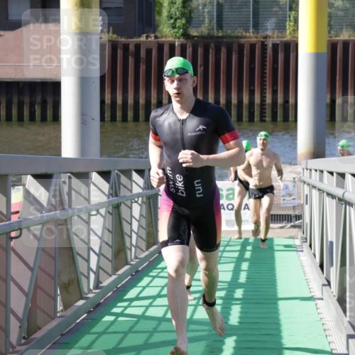 09.08.2026 - GEWOBA Citytriathlon Bremen Yannick Fuchs http://msf.ph/oto/9932641 09.08.2026 10:25:14 Schwimmen 3, 37, 41, 107, 123, 137, 163, 175, 431 meine-sportfotos.de